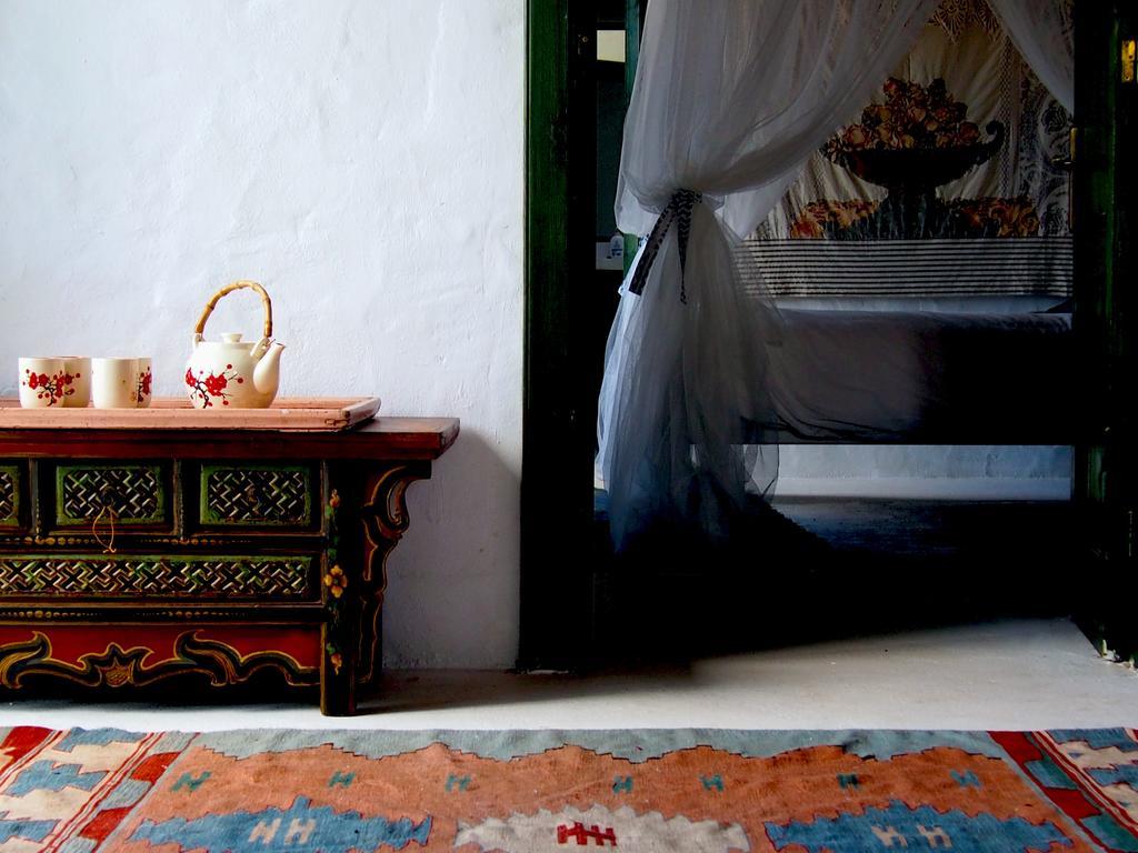 La Casa Caldera Pension Femés Buitenkant foto
