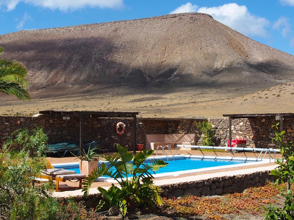 La Casa Caldera Pension Femés Buitenkant foto