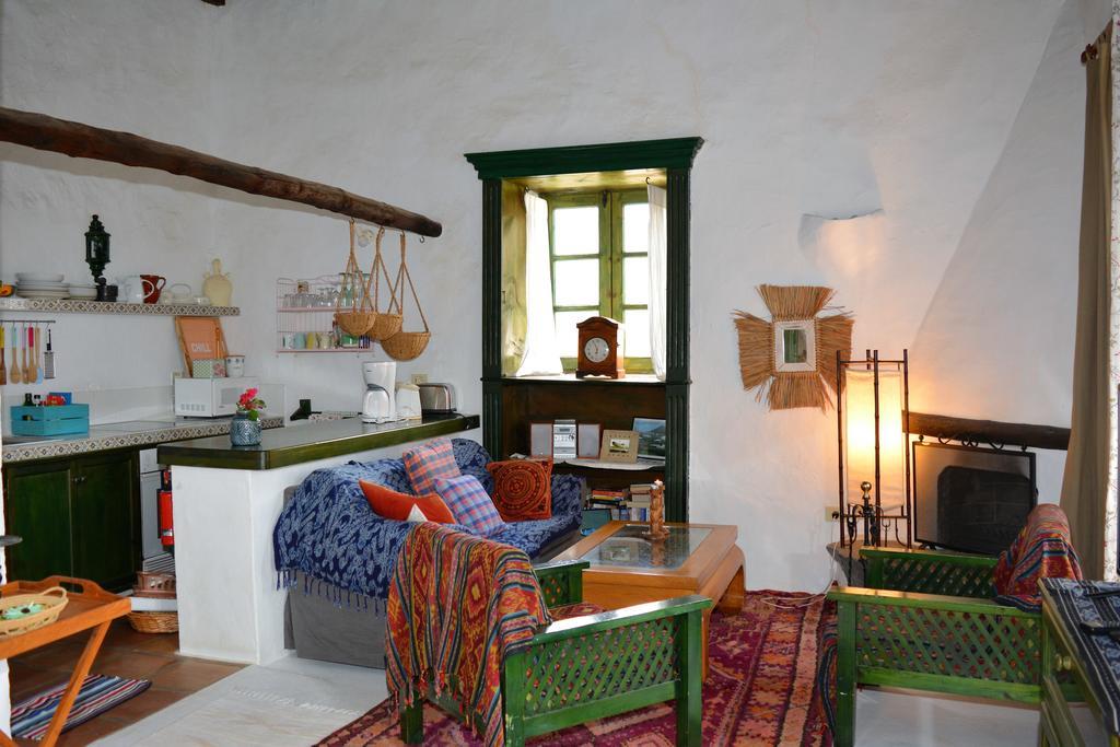 La Casa Caldera Pension Femés Buitenkant foto