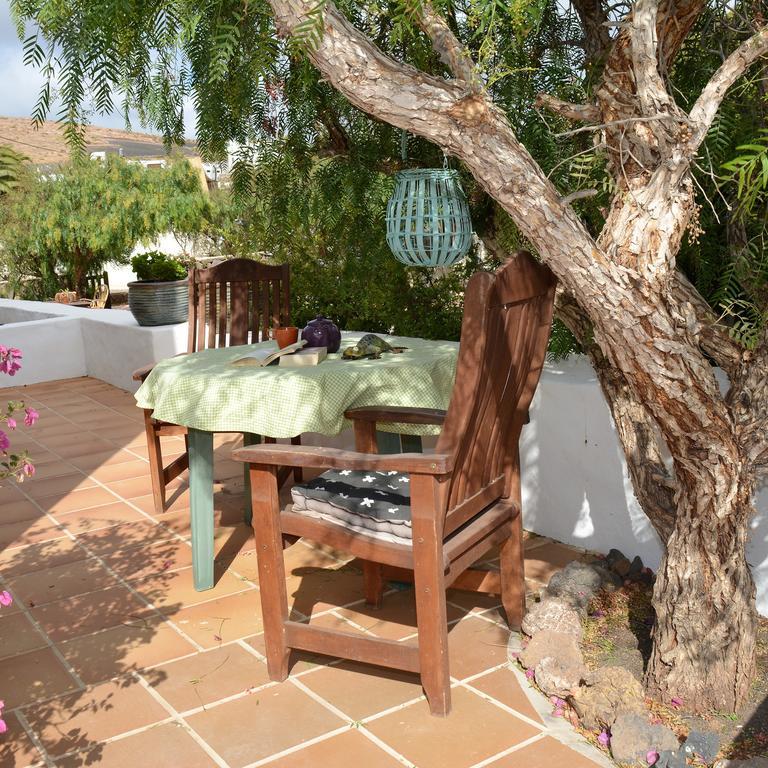 La Casa Caldera Pension Femés Buitenkant foto