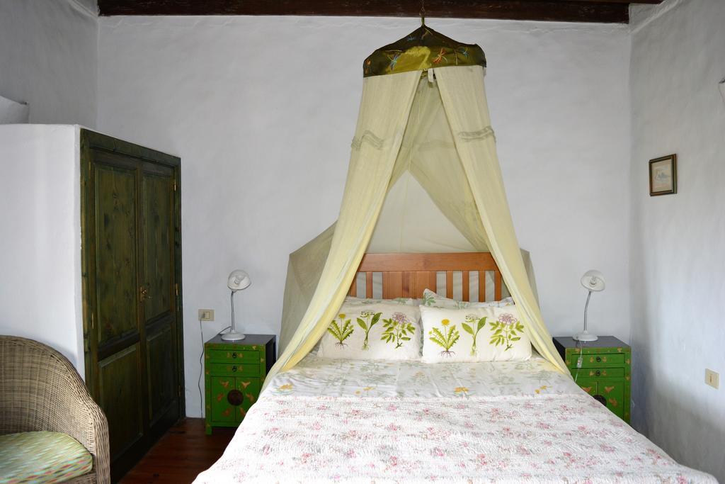 La Casa Caldera Pension Femés Buitenkant foto