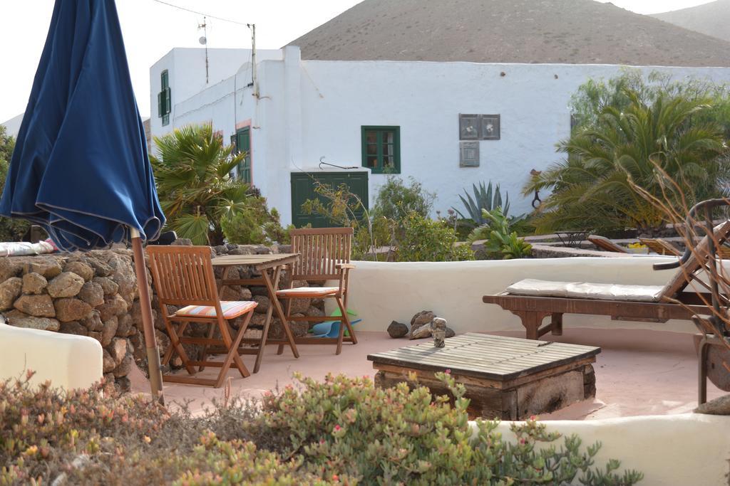 La Casa Caldera Pension Femés Buitenkant foto