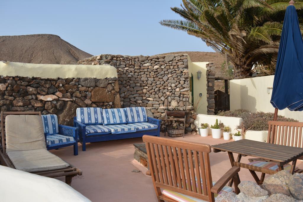 La Casa Caldera Pension Femés Buitenkant foto